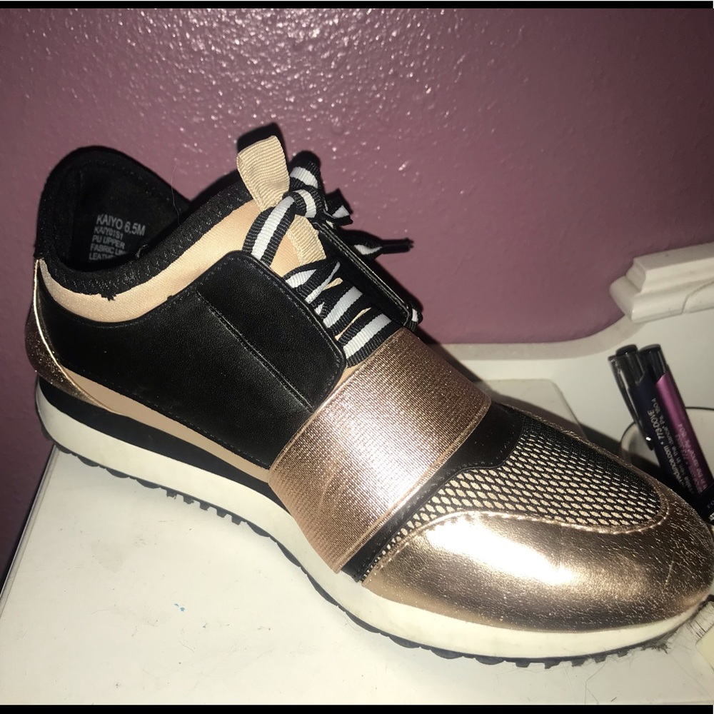 WORN ONCE! Steve Madden Sneakers!